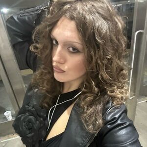 Meet your Posher, Via